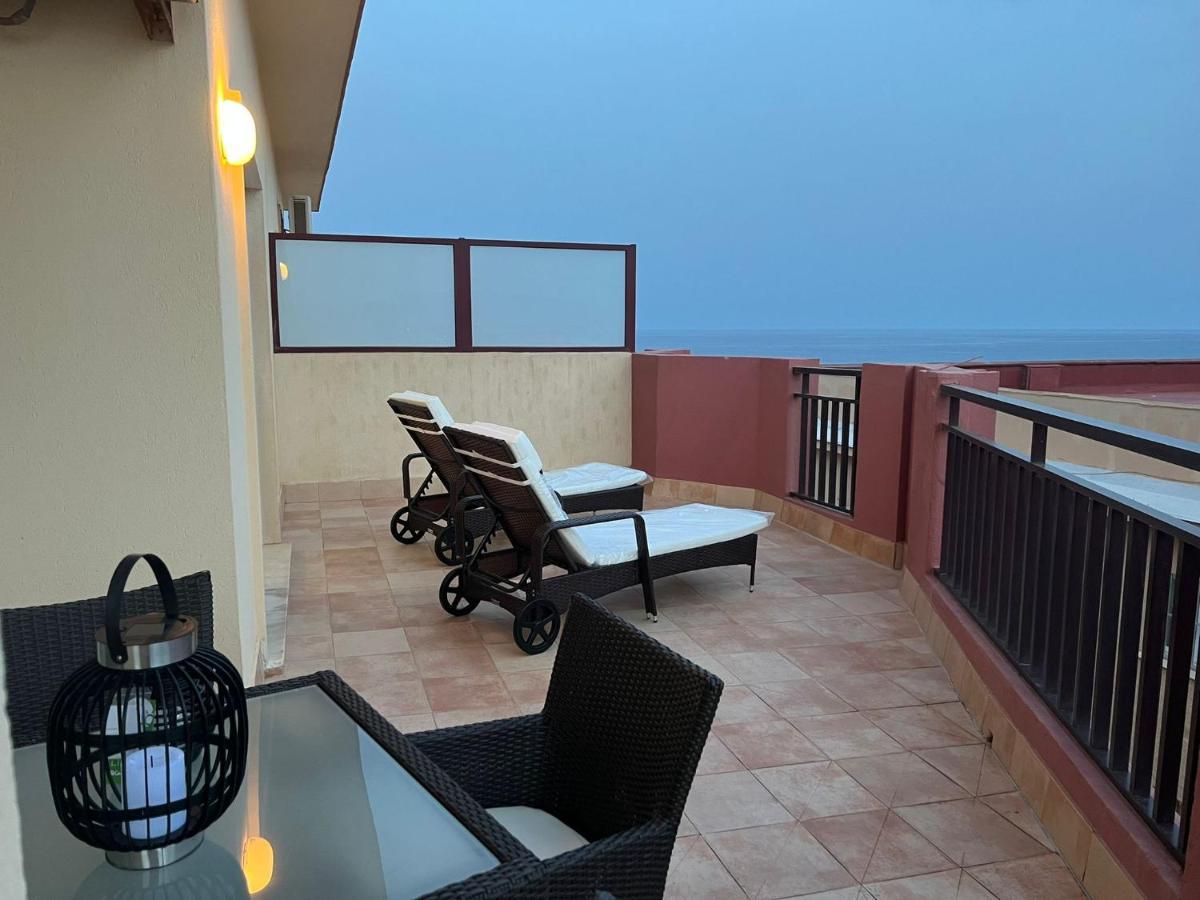Atico En Yate Iv, Primera Linea Playa Appartement Fuengirola Buitenkant foto